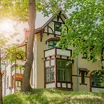 Grenzschloesschen 05 아파트 *